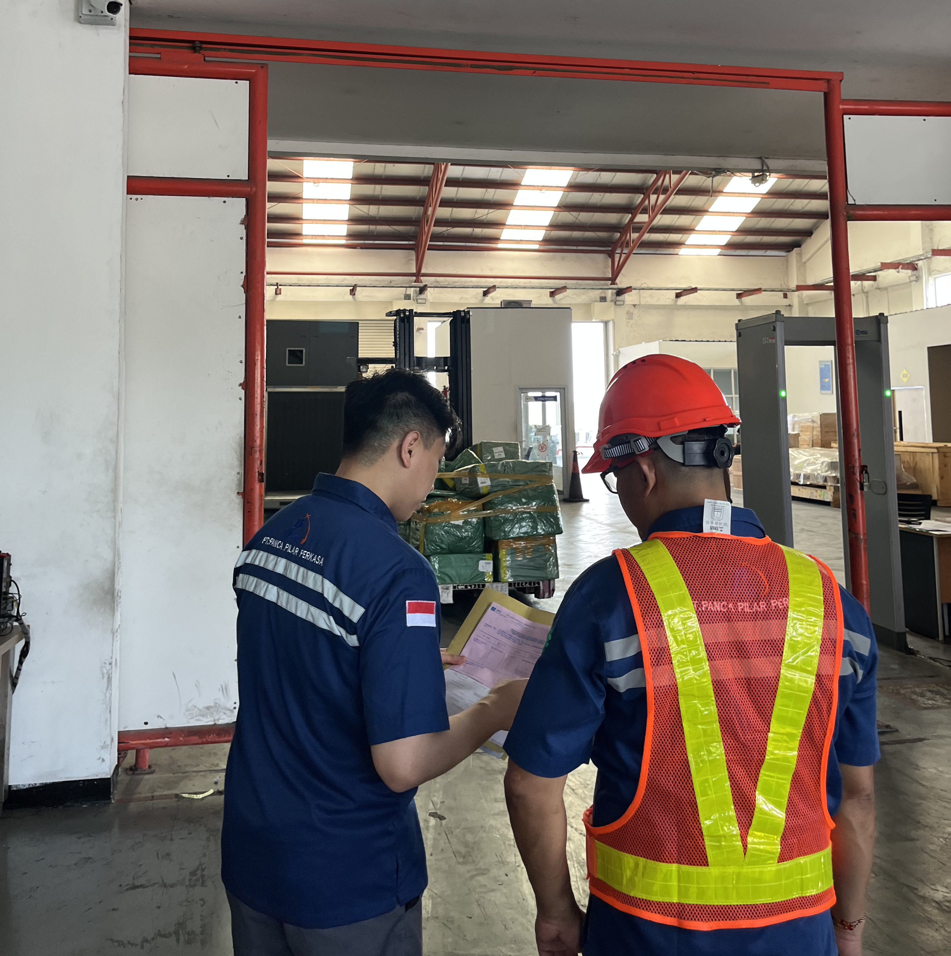 Air freight cargo handling