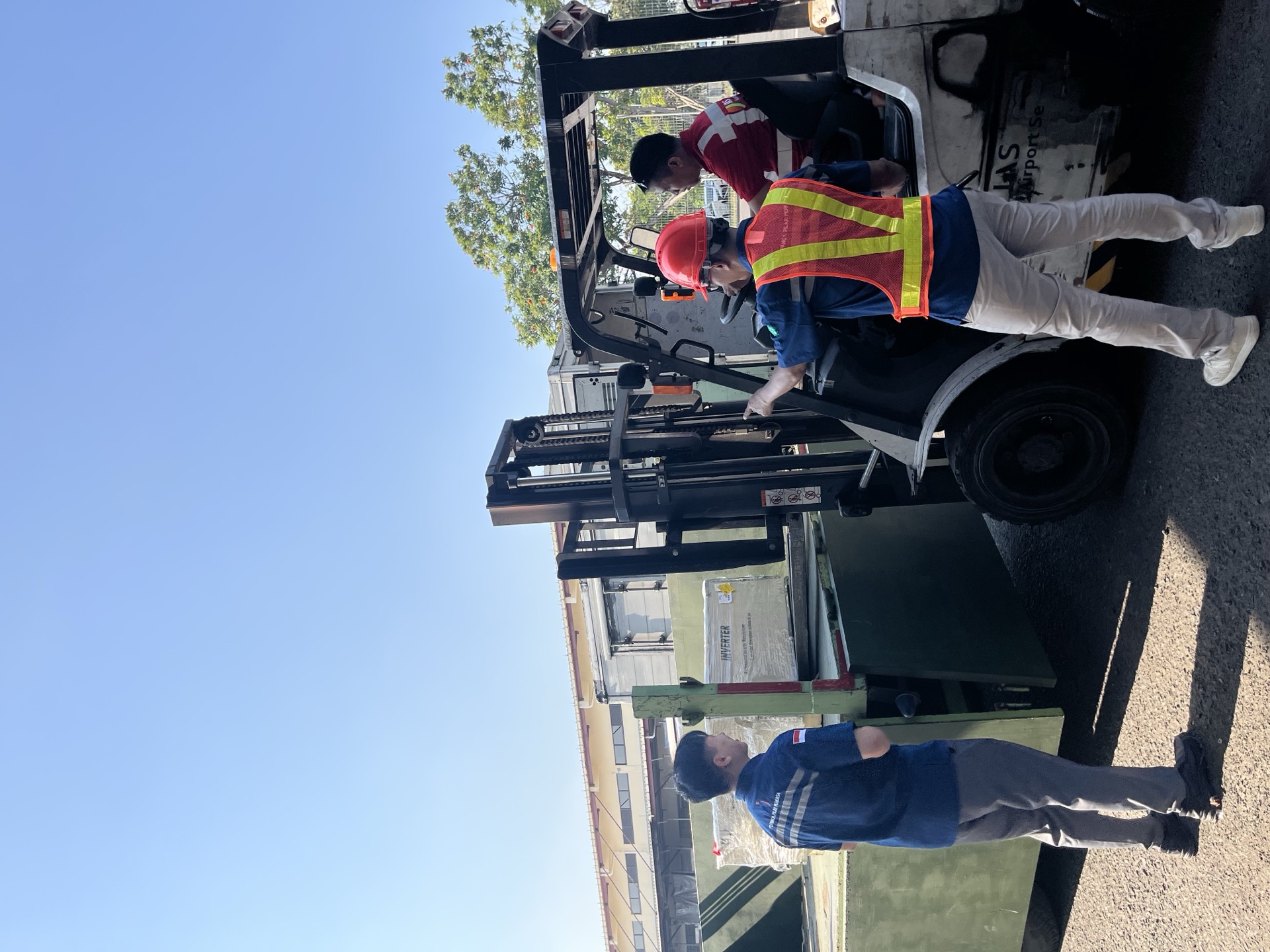 Air cargo at terminal